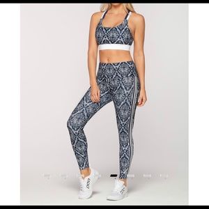 💙 Lorna Jane Bohemian Stripe Leggings  💙